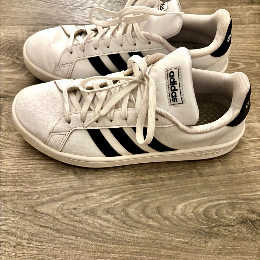 Adidas Men's White and Black Sneakers